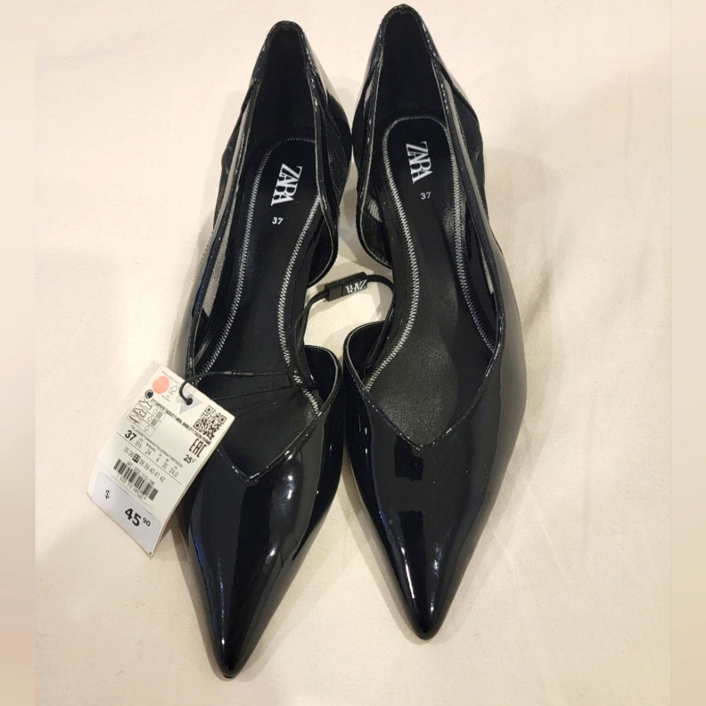 Zara heeled shoes- Black Color- Size 6 and half USA- For Women
